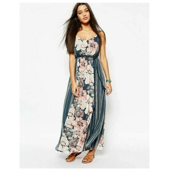 Abercrombie & Fitch Dresses & Skirts - arbecrombe & fitch maxi dress